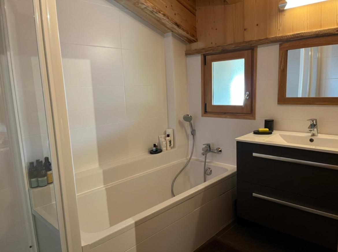 Le Chalet Du Cret - 8 Pers, Tout Confort Avec Jacuzzi นอเทรอ-ดาม-เด-เบลล์คอมบ์ ภายนอก รูปภาพ