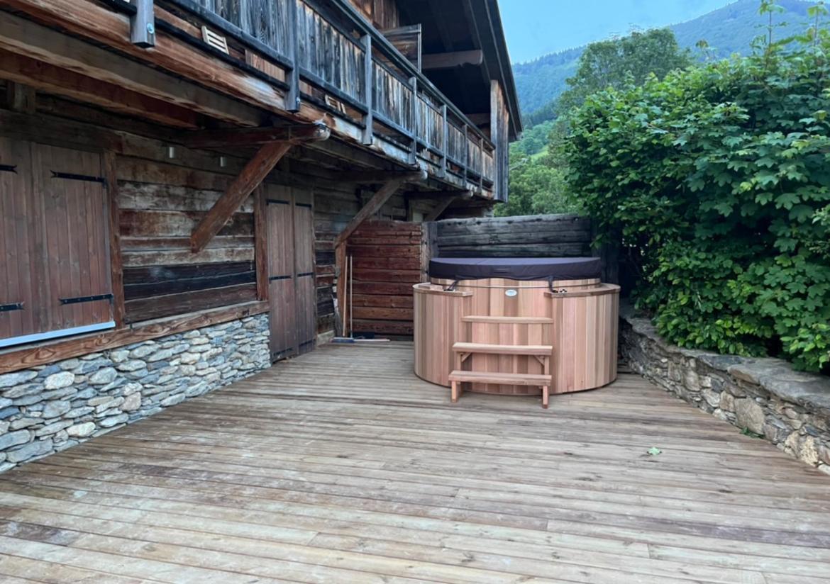Le Chalet Du Cret - 8 Pers, Tout Confort Avec Jacuzzi นอเทรอ-ดาม-เด-เบลล์คอมบ์ ภายนอก รูปภาพ