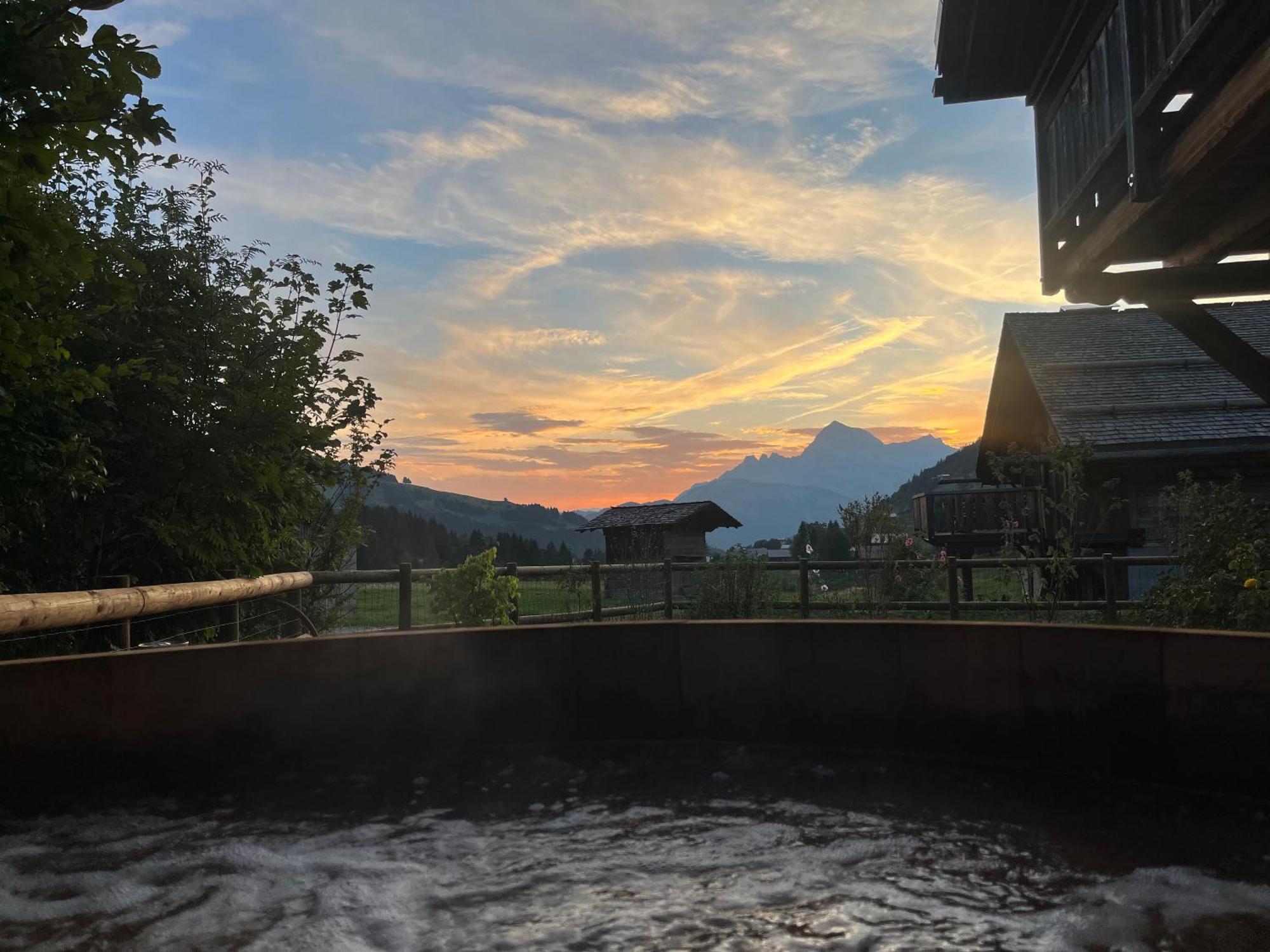 Le Chalet Du Cret - 8 Pers, Tout Confort Avec Jacuzzi นอเทรอ-ดาม-เด-เบลล์คอมบ์ ภายนอก รูปภาพ